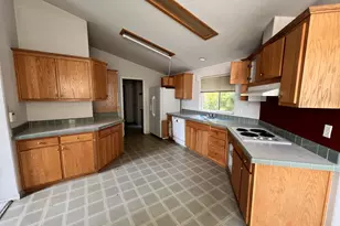 25482 E Cedar Glen Loop, Welches, OR 97067 - Photo 13