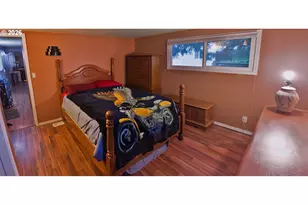 4900 Royal Ave, Eugene, OR 97402 - Photo 11