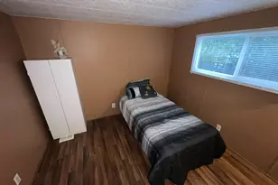 4900 Royal Ave, Eugene, OR 97402 - Photo 13