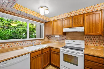 2295 Ridgeway Dr, Eugene, OR 97401 - Photo 19