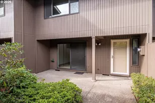 2295 Ridgeway Dr, Eugene, OR 97401 - Photo 1