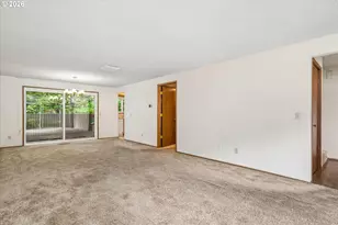 2295 Ridgeway Dr, Eugene, OR 97401 - Photo 11