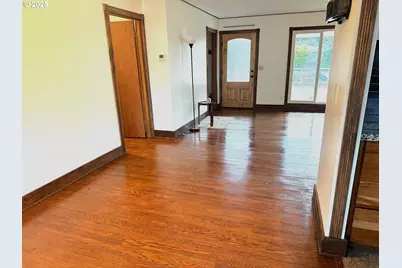 2442 SE 190th Ave, Portland, OR 97233 - Photo 7