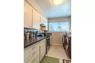 1802 NE Hogan Dr, Gresham, OR 97030 - Photo 21