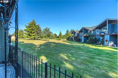 1802 NE Hogan Dr, Gresham, OR 97030 - Photo 43