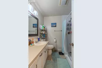 1802 NE Hogan Dr, Gresham, OR 97030 - Photo 37