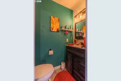 1802 NE Hogan Dr, Gresham, OR 97030 - Photo 23