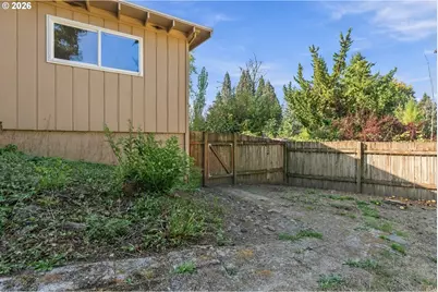 19595 SW Jaylee St, Aloha, OR 97078 - Photo 31