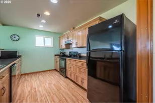 2150 Maine St, North Bend, OR 97459 - Photo 15