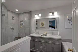 524 NE Bridgeton Rd, Portland, OR 97211 - Photo 17