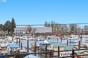 524 NE Bridgeton Rd, Portland, OR 97211 - Photo 23