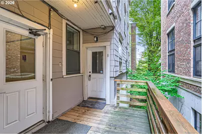2167 SW Yamhill St, Portland, OR 97205 - Photo 7