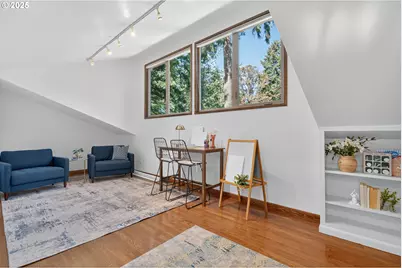 1990 Indian Trail, Lake Oswego, OR 97034 - Photo 31