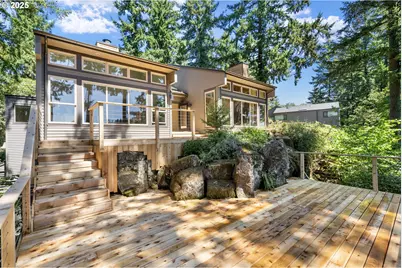 1990 Indian Trail, Lake Oswego, OR 97034 - Photo 29