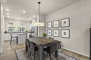 7391 NW Eleanor Ave, Portland, OR 97229 - Photo 7