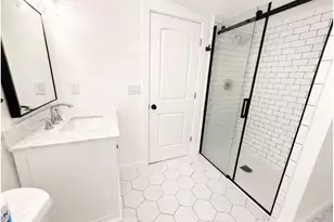 4475 Cascade Dr, Eugene, OR 97402 - Photo 15