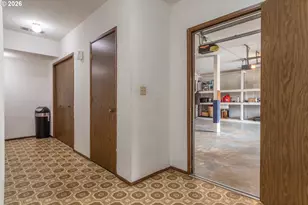 2045 NW Sunberry Dr, Roseburg, OR 97471 - Photo 19