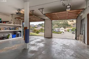 2045 NW Sunberry Dr, Roseburg, OR 97471 - Photo 27