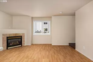 2326 SE Lee Ln, Portland, OR 97233 - Photo 7