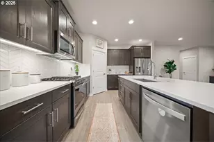 7258 SW Bay Ln, Wilsonville, OR 97070 - Photo 13