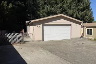 1520 Village Pines Ave, Coos Bay, OR 97420 - Photo 1