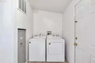 613 Windemere St, Aumsville, OR 97325 - Photo 13