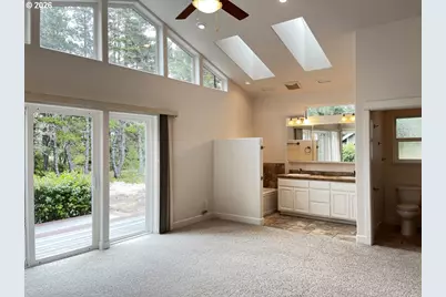 1015 Prestwick Ct, Florence, OR 97439 - Photo 31
