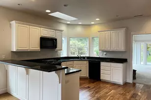 1015 Prestwick Ct, Florence, OR 97439 - Photo 9