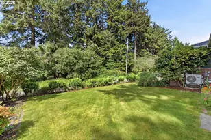 1313 Bayview St, North Bend, OR 97459 - Photo 47