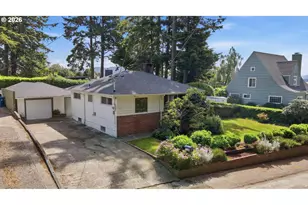 1313 Bayview St, North Bend, OR 97459 - Photo 1