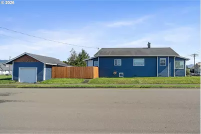 1802 8th St, Tillamook, OR 97141 - Photo 1