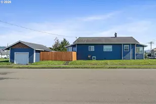 1802 8th St, Tillamook, OR 97141 - Photo 1