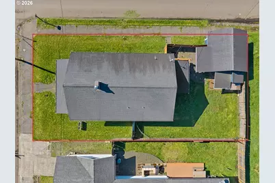 1802 8th St, Tillamook, OR 97141 - Photo 31