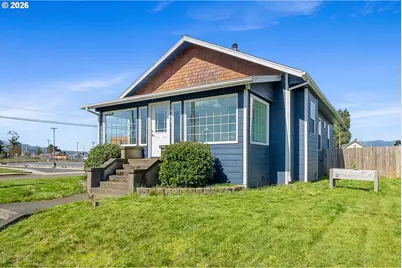 1802 8th St, Tillamook, OR 97141 - Photo 27