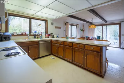 76382 Delena Mayger Rd, Rainier, OR 97048 - Photo 33