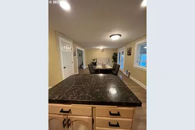 10205 NE 69th St, Vancouver, WA 98662 - Photo 9