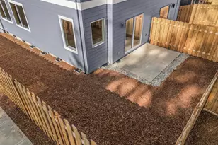 2403 NW 1st Dr, Gresham, OR 97030 - Photo 21