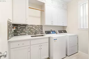 8746 SW Toma Ct, Portland, OR 97225 - Photo 29