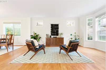 8746 SW Toma Ct, Portland, OR 97225 - Photo 5