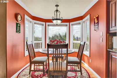 15703 SW Barrington Ter, Tigard, OR 97224 - Photo 11