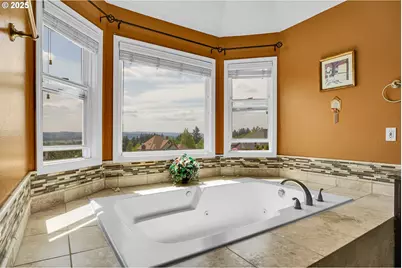 15703 SW Barrington Ter, Tigard, OR 97224 - Photo 37