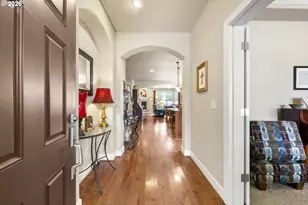 641 Troon Ave, Woodburn, OR 97071 - Photo 5