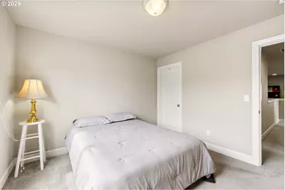 641 Troon Ave, Woodburn, OR 97071 - Photo 37