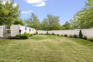 641 Troon Ave, Woodburn, OR 97071 - Photo 43