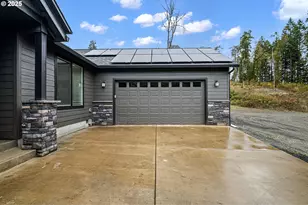 24741 Hall Rd, Cheshire, OR 97419 - Photo 3