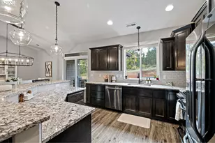 24741 Hall Rd, Cheshire, OR 97419 - Photo 13