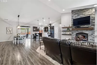 24741 Hall Rd, Cheshire, OR 97419 - Photo 5