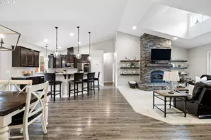 24741 Hall Rd, Cheshire, OR 97419 - Photo 11