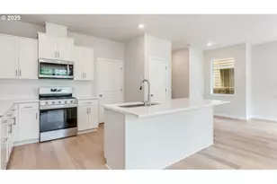 6475 SE Nasha St, Hillsboro, OR 97123 - Photo 7