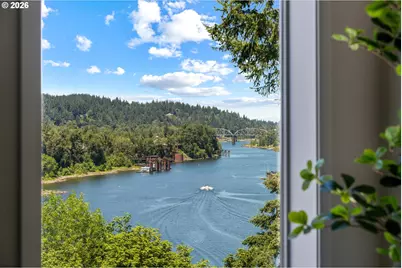 200 Burnham Rd #311, Lake Oswego, OR 97034 - Photo 3